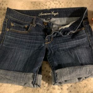 American Eagle size 8 womens shorts. They run small.